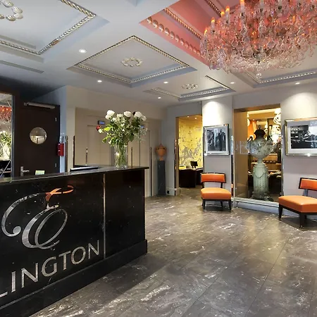 Apollinaire Hotell 4*