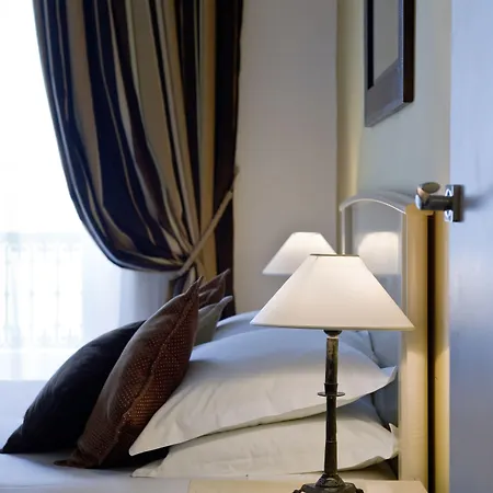 Hotell Apollinaire Nice