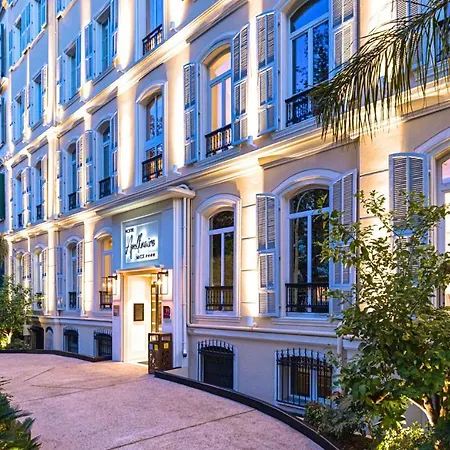Apollinaire Otel Nice