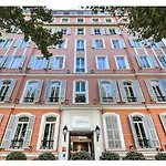 Hotel Apollinaire