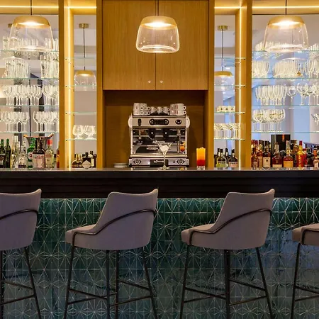 Apollinaire 4* Nicea