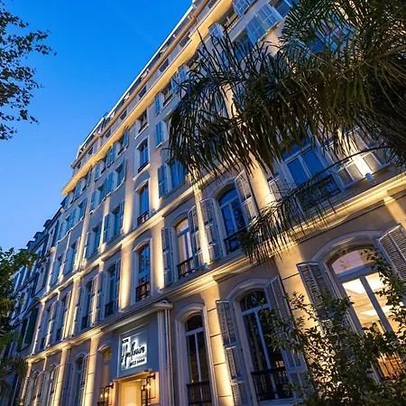 Apollinaire Hotel 4*