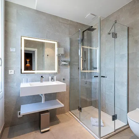 Hotel Apollinaire Nice, Worldhotels Distinctive 4*