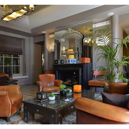 Hotel Apollinaire
