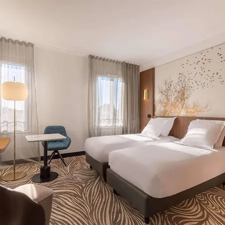 Hotel Apollinaire