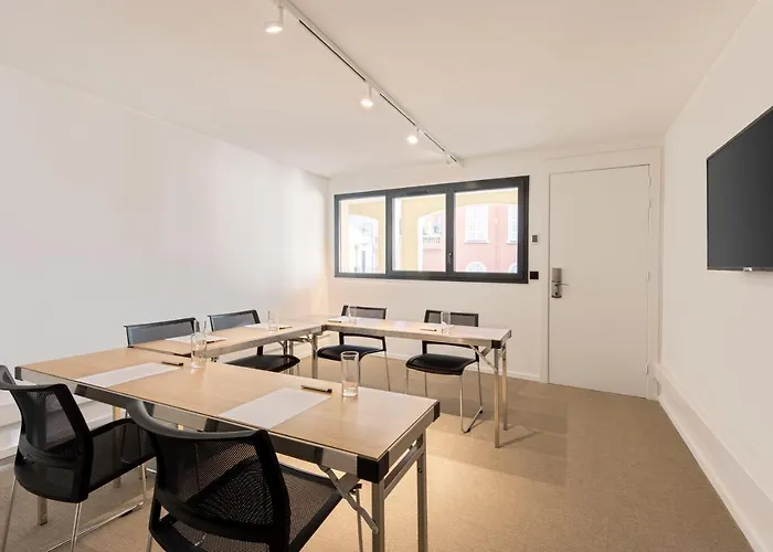 Hotel Apollinaire 4*