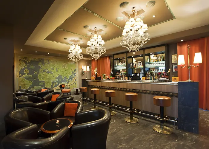 Hotel Apollinaire Nice