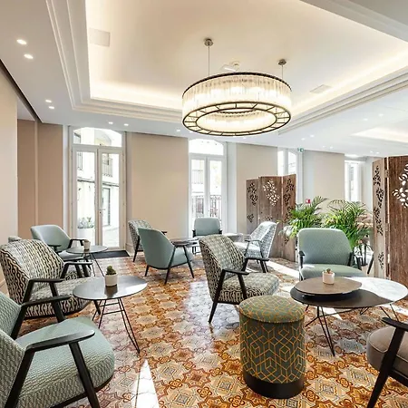 Hotel Apollinaire