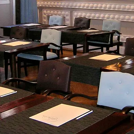 Apollinaire Hotel 4*